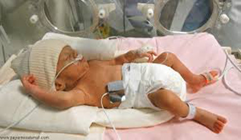 وبینار علمی مراقبت تنفسی نوزادان و درمان با روش های کم تهاجمی